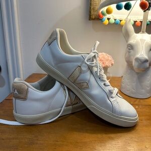 Veja Campo Bicolor Sneaker